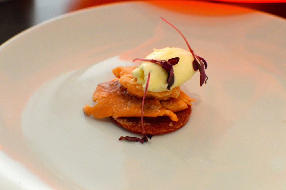Smoked trout, horseradish cream & beetroot blini