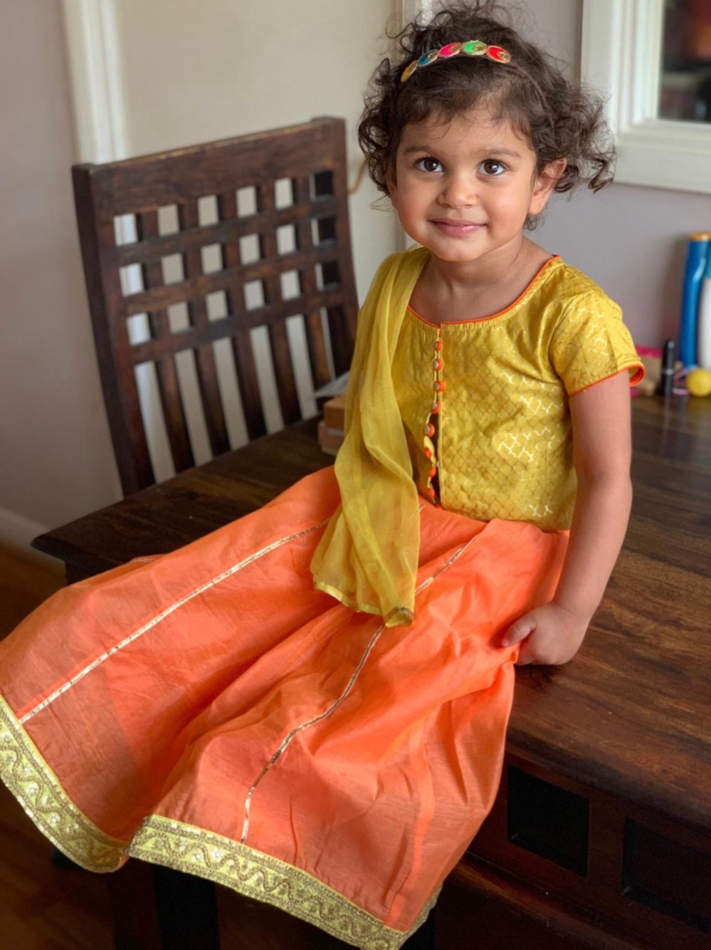 Anushka in indian outfit